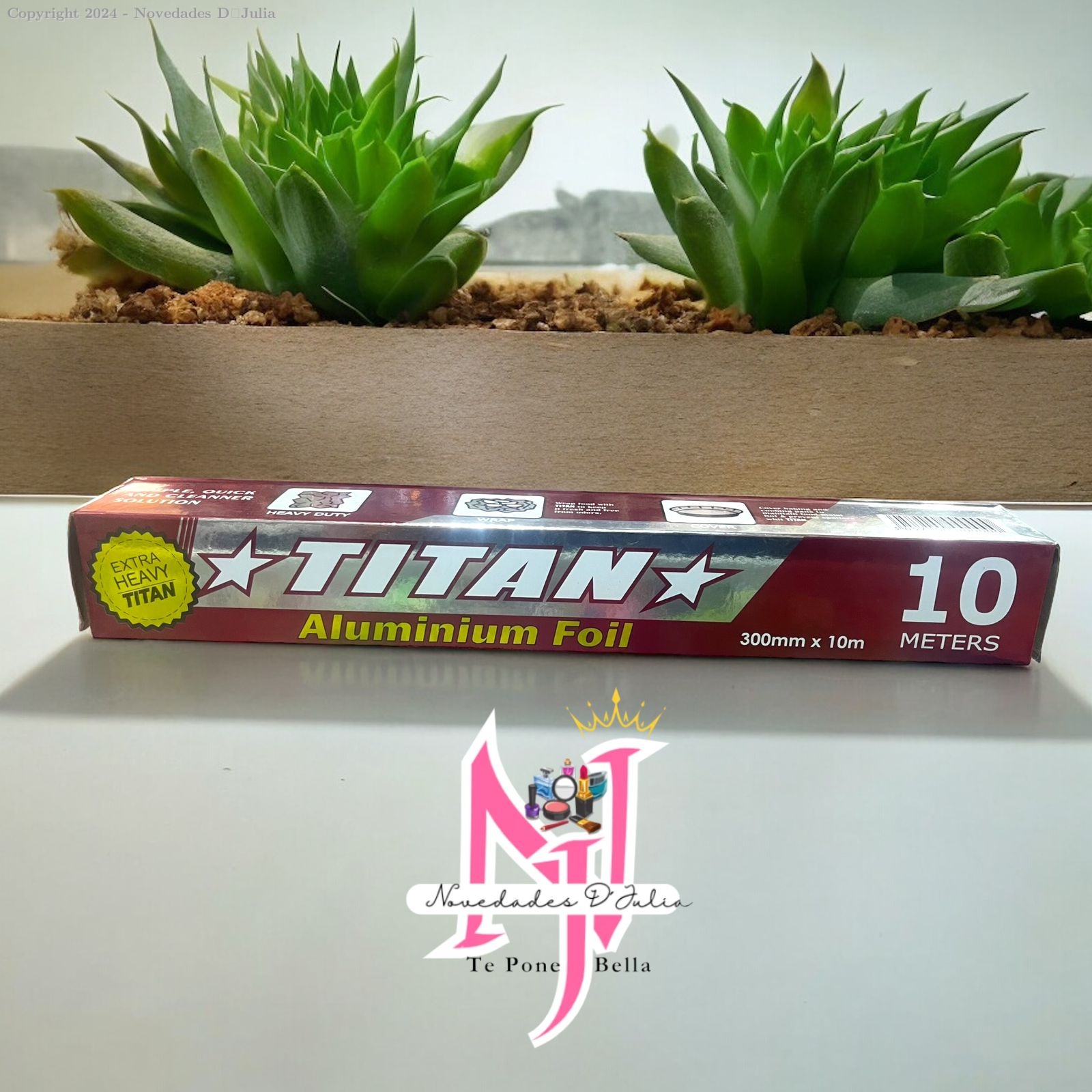 Papel Aluminio de 10m Grande TITAN
